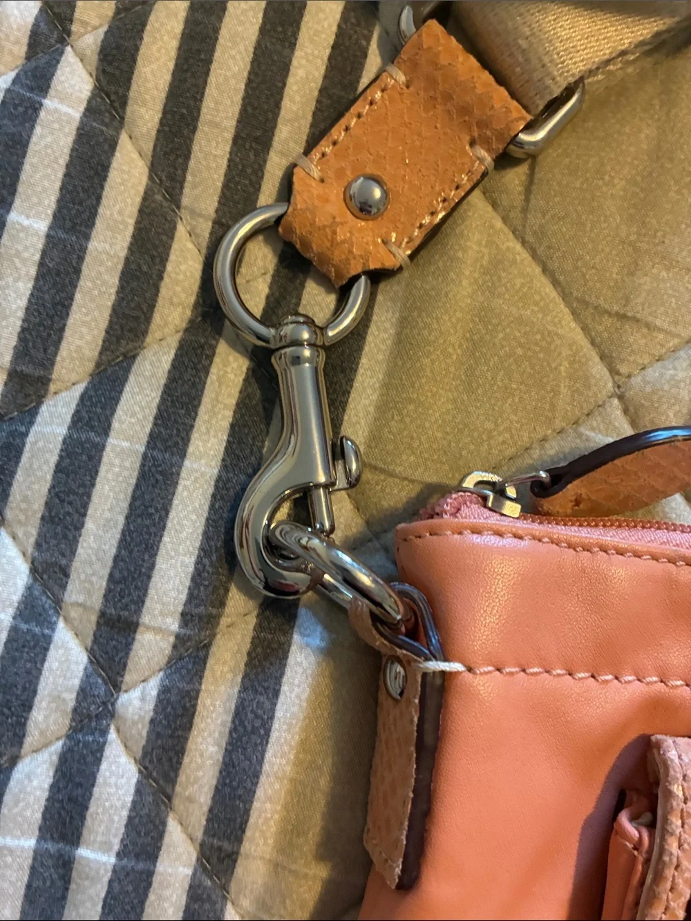 Coach Vintage Coral Pink leather Crossbody Swingpack Bag + silver turnlock